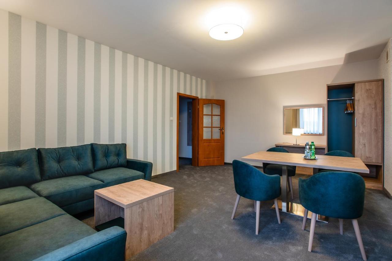 קילצה Hotel La Mar מראה חיצוני תמונה